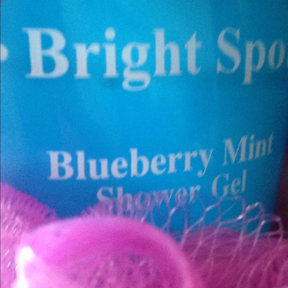 BRIGHT SPOT Bath 5 Piece Gift Set - Picture 3 of 7